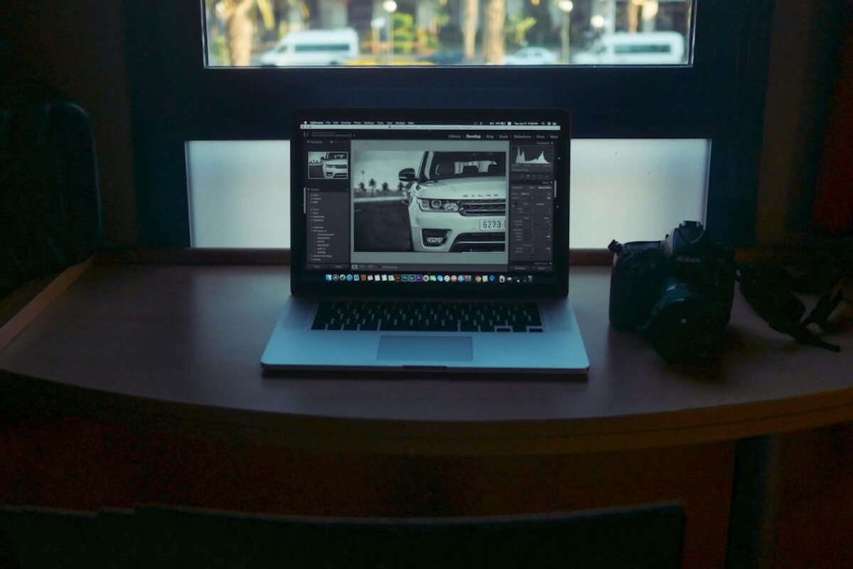 Version History in Google Docs and Microsoft 365: How to Undo Mistakes and Track Changes Without Panic